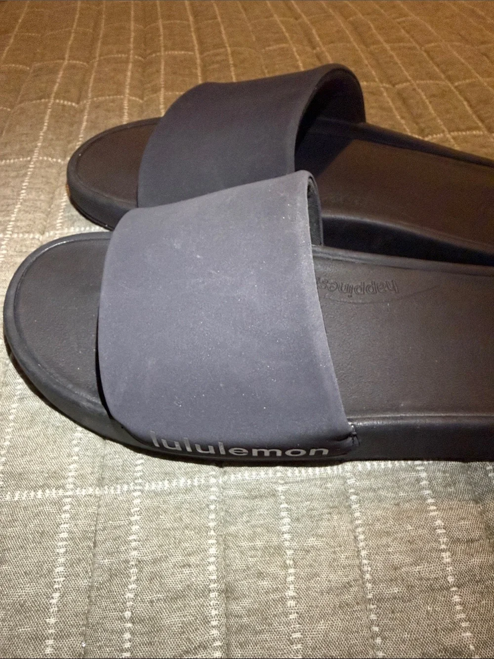 New lululemon athletica Men's Dark Gray Slide Sandals size 10